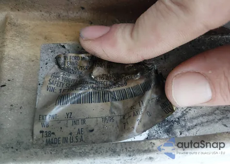 2014 Ford E-250 Commercial z USA, uszkodzony, nr VIN 1FTNE2EW4EDA65269